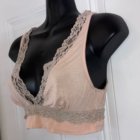 FREE PEOPLE Intimately Maddie Lace Trim Bralette in Peach Womens Small - Picture 4 of 9